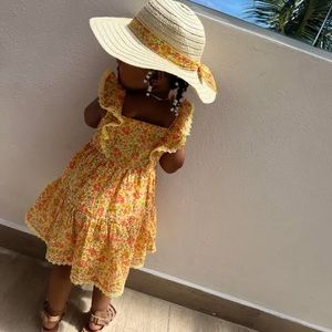 Meet your Posher, Lilí